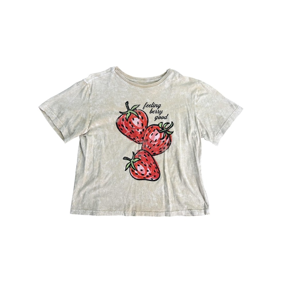 Rebellious One Shirt Juniors Medium Beige Strawberry Feeling Berry Good Tee